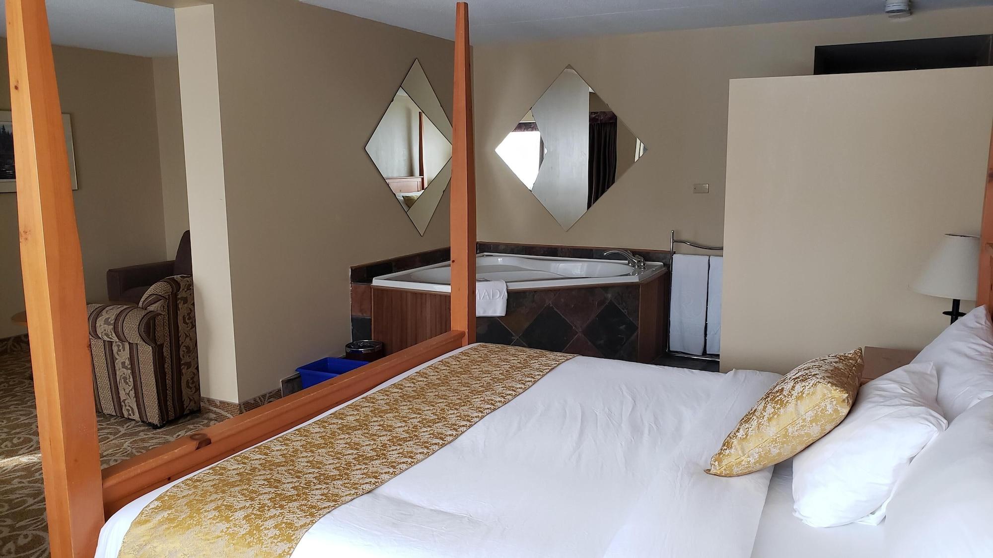 Ramada By Wyndham Pinewood Park Resort North Bay Ngoại thất bức ảnh