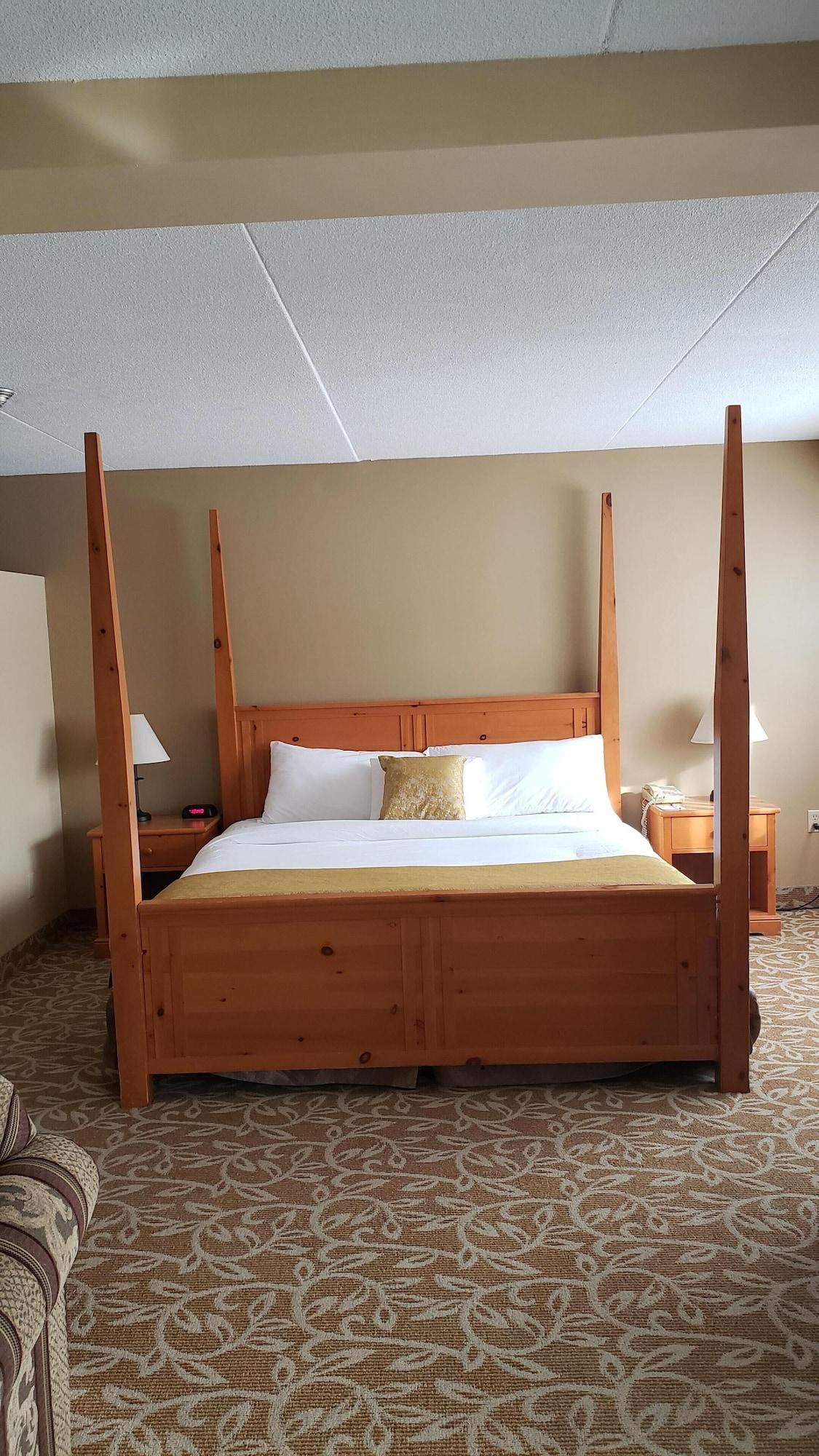 Ramada By Wyndham Pinewood Park Resort North Bay Ngoại thất bức ảnh