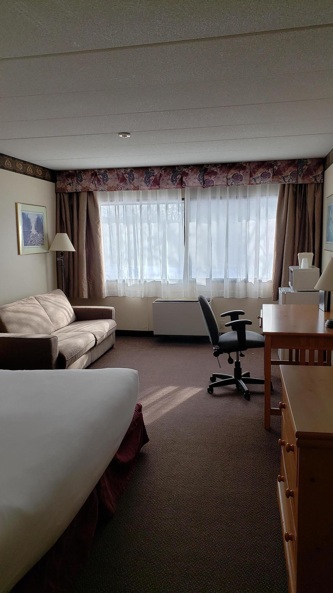 Ramada By Wyndham Pinewood Park Resort North Bay Ngoại thất bức ảnh