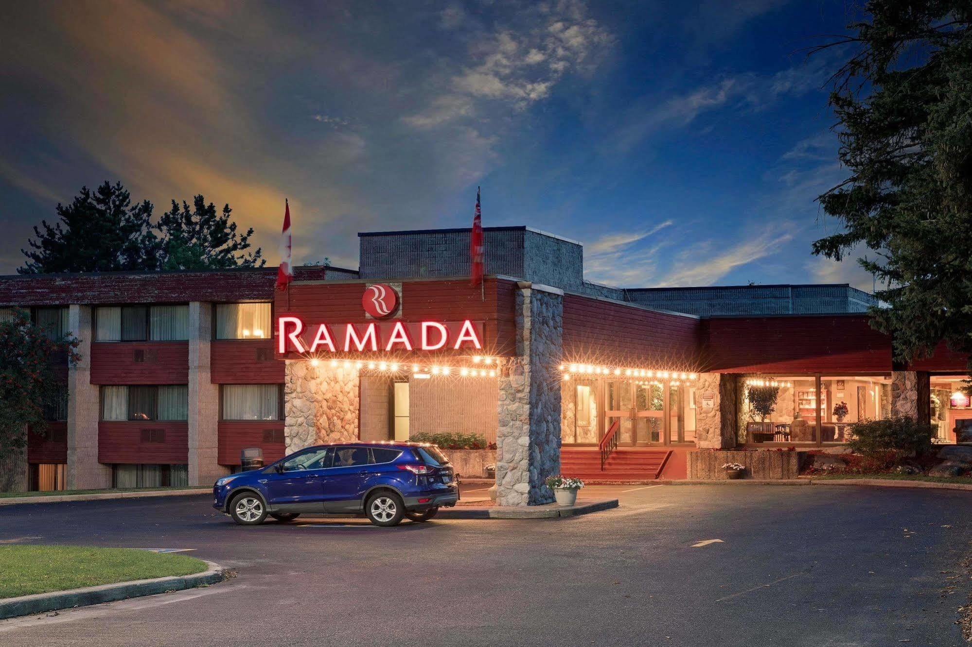 Ramada By Wyndham Pinewood Park Resort North Bay Ngoại thất bức ảnh